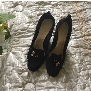 VINCE CAMUTO black suede wedges size 10